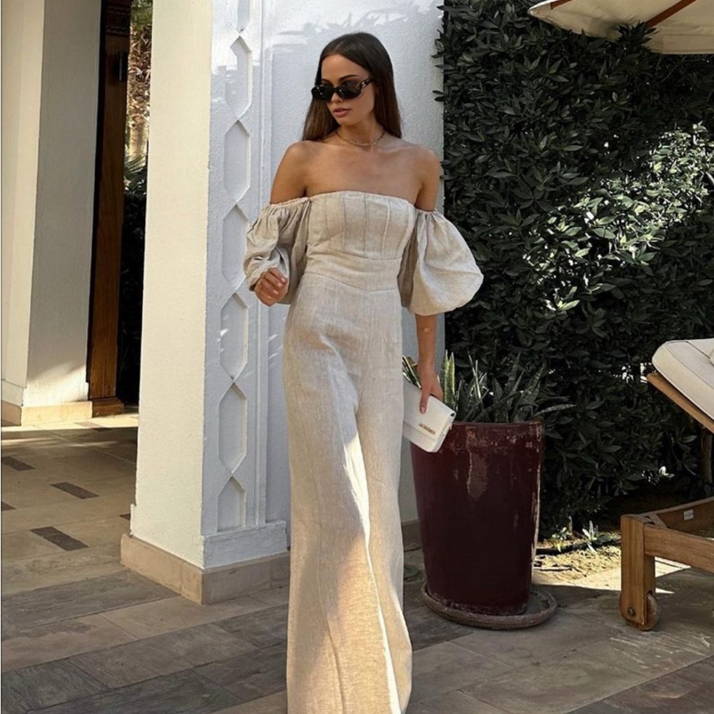 Commense Off-Shoulder Beige Jumpsuit